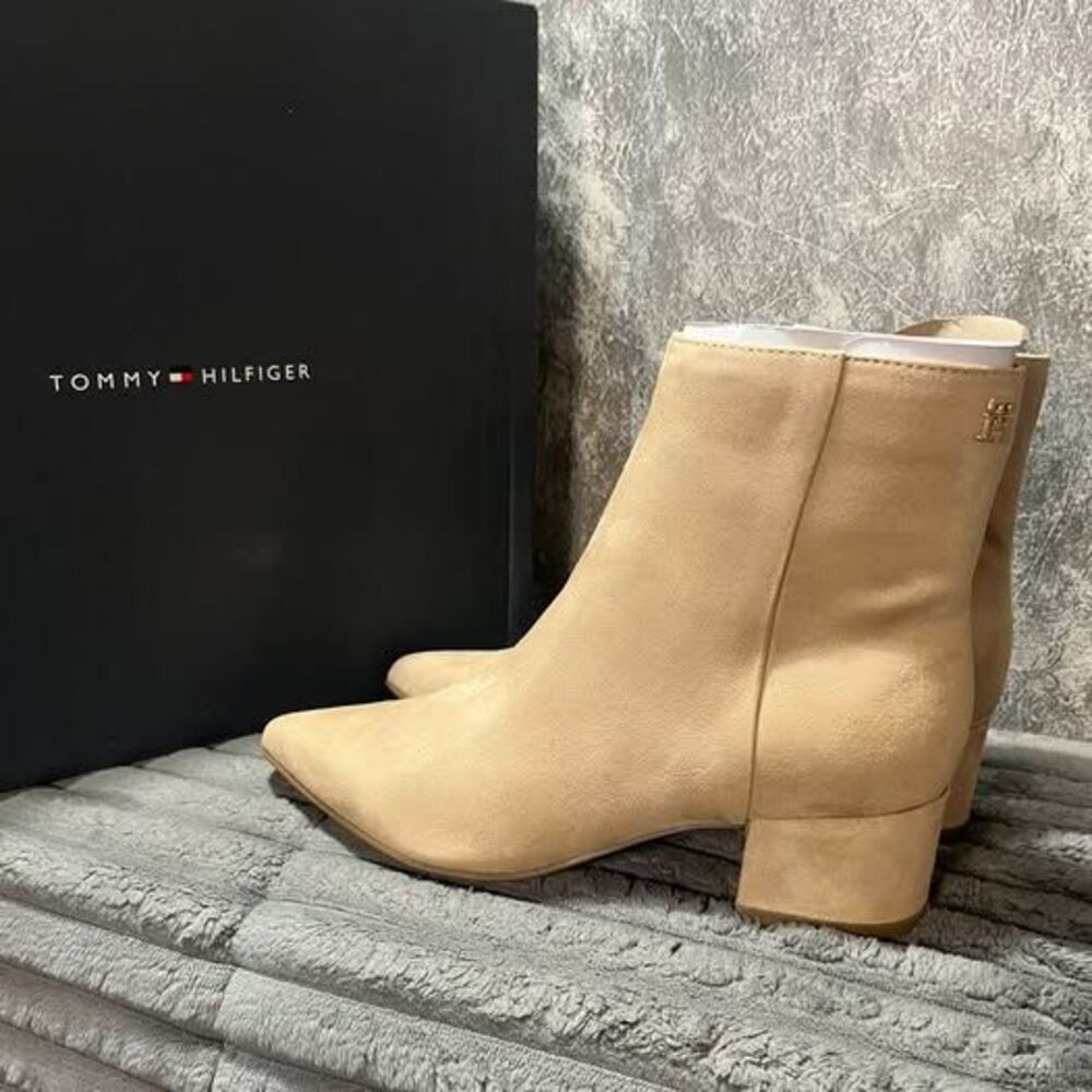 Tommy Hilfiger Suede Ankle Boots NEW 5.5